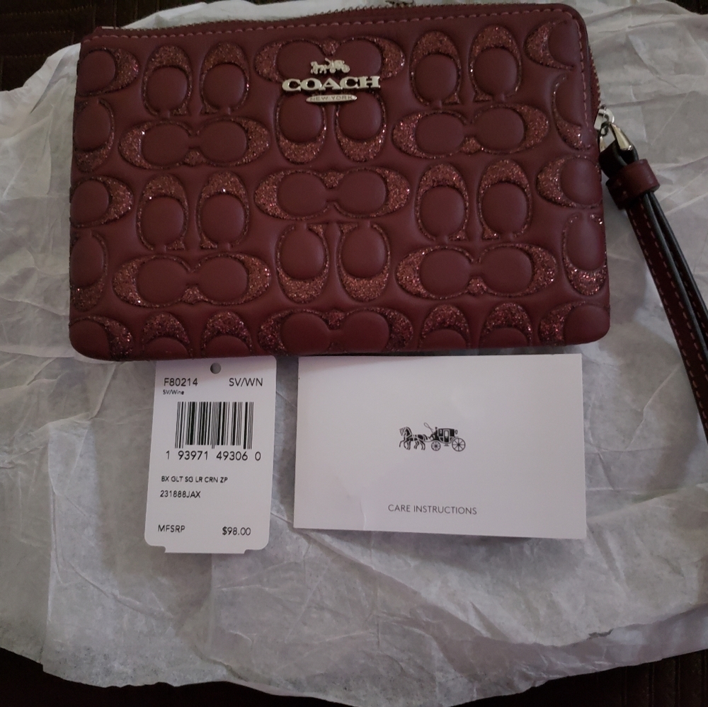 NWT COACH LARGE WRISTLET